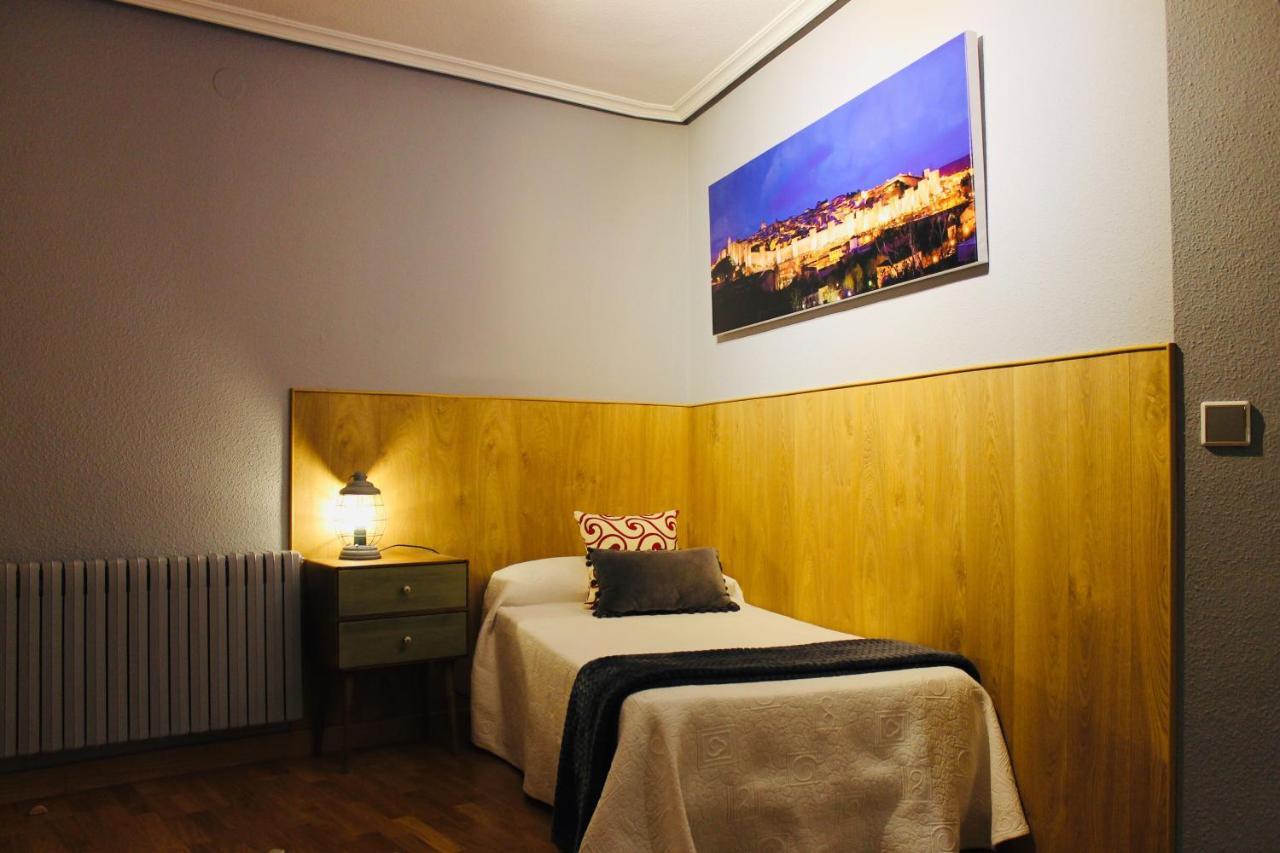 Panorama Atico Apartment Avila Bagian luar foto